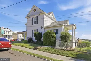 133 James St, Keyser, WV 26726 - Photo 2