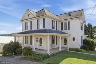133 James St, Keyser, WV 26726 - Photo 4