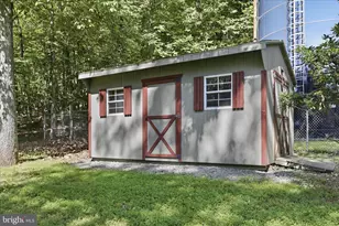 695 Sherwood Dr, Ridgeley, WV 26753 - Photo 38