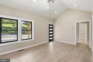 51 State St, Keyser, WV 26726 - Photo 6