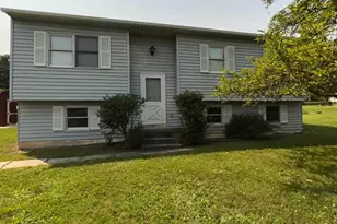 101 Fair Haven St, Ridgeley, WV 26753 - Photo 4