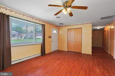 10 N Hummingbird Street, Keyser, WV 26726 - Photo 8