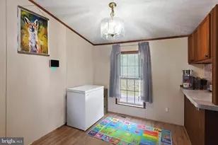 190 Pendleton St, Keyser, WV 26726 - Photo 12