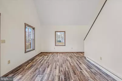 151 Pleasant Dale Lane, Great Cacapon, WV 25422 - Photo 8