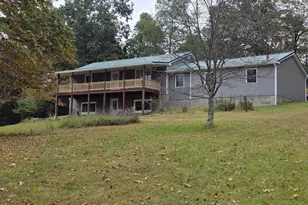 3939 Virginia Line Rd, Berkeley Springs, WV 25411 - Photo 2