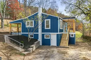 679 Winchester Grade Rd, Berkeley Springs, WV 25411 - Photo 2