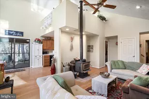 1220 Ceda Run Ln, Great Cacapon, WV 25422 - Photo 6