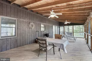 1220 Ceda Run Ln, Great Cacapon, WV 25422 - Photo 30