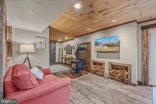 1636 Eckerd Ln, Berkeley Springs, WV 25411 - Photo 46