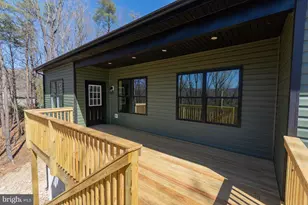 4352 Timber Ridge Rd, Berkeley Springs, WV 25411 - Photo 14