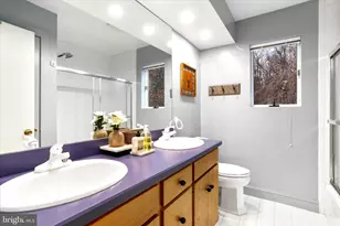 77 Blackwood St, Berkeley Springs, WV 25411 - Photo 20