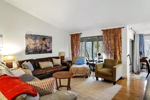 77 Blackwood St, Berkeley Springs, WV 25411 - Photo 8