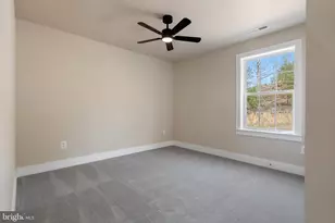 105 Victory Ln, Hedgesville, WV 25427 - Photo 18