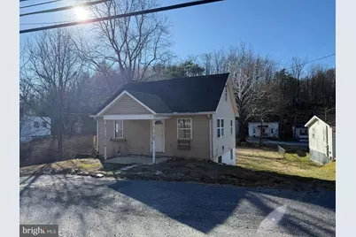 558 Martinsburg Road, Berkeley Springs, WV 25411 - Photo 1