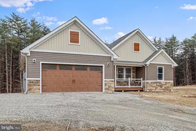 19 Mountain Laurel Drive, Berkeley Springs, WV 25411 - Photo 2