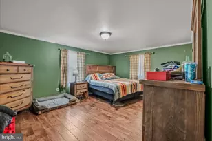 1920 Sir Johns Run Rd, Berkeley Springs, WV 25411 - Photo 16