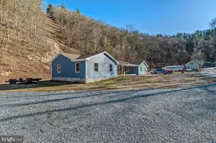 1920 Sir Johns Run Rd, Berkeley Springs, WV 25411 - Photo 2