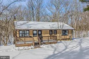 207 Ironwood Ln, Berkeley Springs, WV 25411 - Photo 36