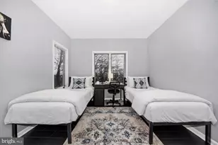 579 Bobcat Dr, Berkeley Springs, WV 25411 - Photo 14