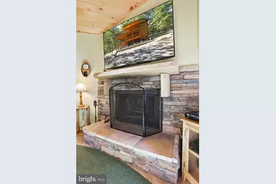 1807 Constant Run Road, Great Cacapon, WV 25422 - Photo 32