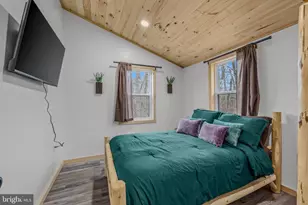 830 Wisteria Ln, Berkeley Springs, WV 25411 - Photo 12