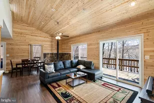 85 Bluebird Ln, Berkeley Springs, WV 25411 - Photo 8