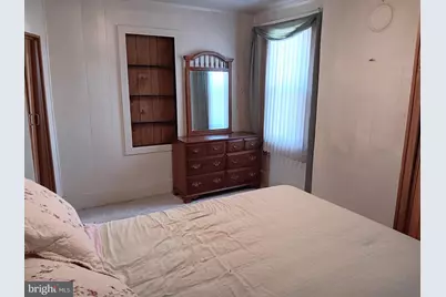 322 S Laurel Avenue, Berkeley Springs, WV 25411 - Photo 14