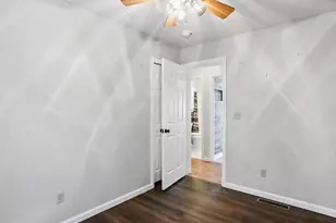 1840 Shade Ln, Berkeley Springs, WV 25411 - Photo 4