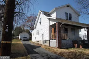 174 McCoole Ave, Paw Paw, WV 25434 - Photo 1