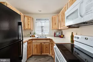 179 Persimmon Tree Ln, Hedgesville, WV 25427 - Photo 10