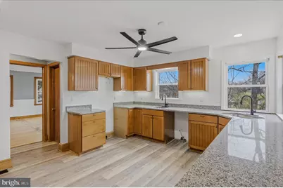 45 Rockwell Circle, Berkeley Springs, WV 25411 - Photo 16