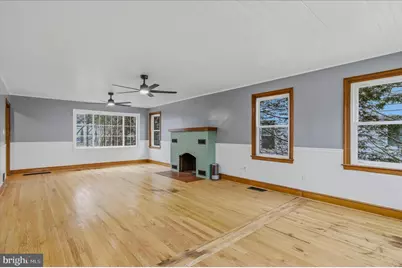 45 Rockwell Circle, Berkeley Springs, WV 25411 - Photo 12