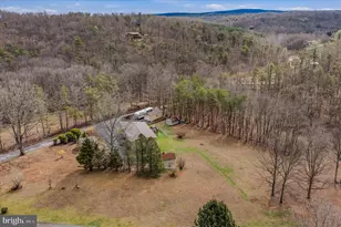 422 Birch Grove Ln, Berkeley Springs, WV 25411 - Photo 44