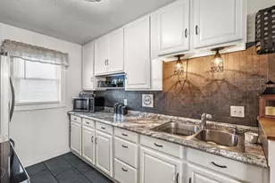 503 Hammond St, Great Cacapon, WV 25422 - Photo 24