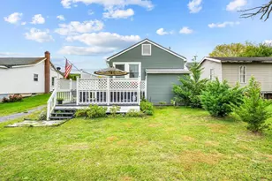 503 Hammond St, Great Cacapon, WV 25422 - Photo 2