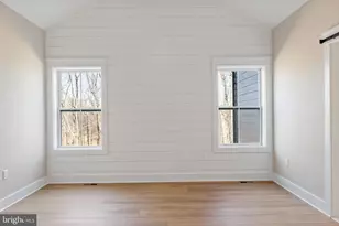 Medfords Ln, Berkeley Springs, WV 25411 - Photo 16