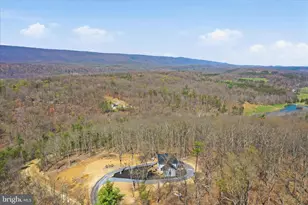 432 Lost Point Ln, Berkeley Springs, WV 25411 - Photo 6