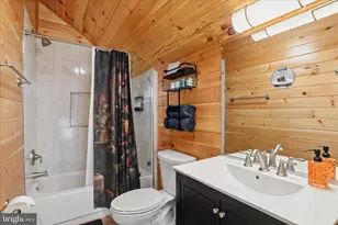 432 Lost Point Ln, Berkeley Springs, WV 25411 - Photo 28