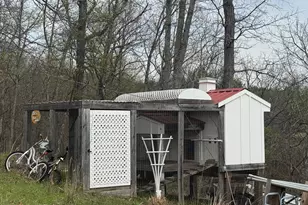 1821 Bears Lope Ln, Great Cacapon, WV 25422 - Photo 10