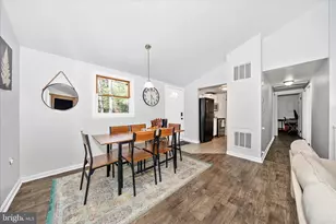 371 Oak Hill Rd, Berkeley Springs, WV 25411 - Photo 8