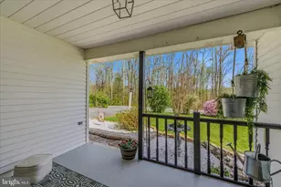 211 Crestview Ln, Berkeley Springs, WV 25411 - Photo 6
