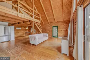 264 Clear Spring Ln, Berkeley Springs, WV 25411 - Photo 8