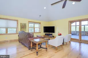 30 Clara Ln, Berkeley Springs, WV 25411 - Photo 14