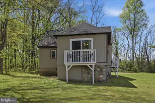 319 Gokey Ln, Great Cacapon, WV 25422 - Photo 20