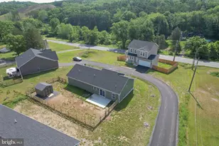 147 Greg Dr, Berkeley Springs, WV 25411 - Photo 12