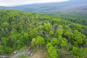 317 Katelyn Ln, Great Cacapon, WV 25422 - Photo 24