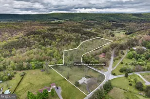 7051 Winchester Grade Rd, Berkeley Springs, WV 25411 - Photo 2