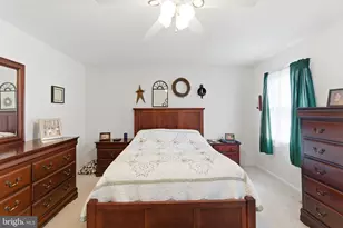 488 Harrison Ave, Berkeley Springs, WV 25411 - Photo 20