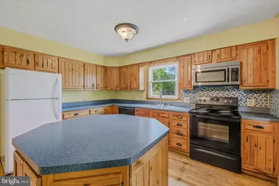 119 Marlin Way, Berkeley Springs, WV 25411 - Photo 10