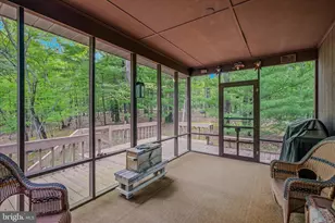 560 Moss Ln, Great Cacapon, WV 25422 - Photo 30